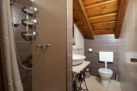 Łazienka w obiekcie Villa Lux Casa Histria 2