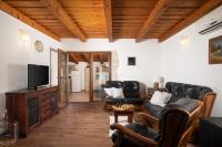 Telewizja i/lub zestaw kina domowego w obiekcie Villa Lux Casa Histria 2