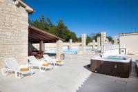 Basen w obiekcie Villa Lux Casa Histria 2 lub w pobliżu