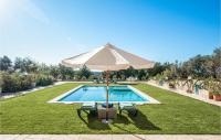 Bazén v ubytovaní Beautiful Home In Manacor alebo v jeho blízkosti