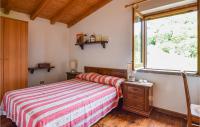 A bed or beds in a room at Gorgeous Home In San Marco Dalunzio