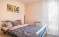 Posteľ alebo postele v izbe v ubytovaní 4 Bedroom Beautiful Home In Supetar