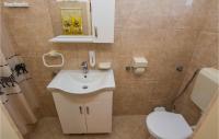 Kúpeľňa v ubytovaní Apartment Put Brdonje Iii