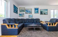 Posedenie v ubytovaní Stunning Home In Broce With Wifi