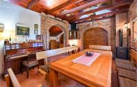 Posedenie v ubytovaní Gorgeous Home In Bjelovar With Sauna