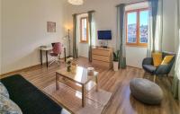 Televízia a/alebo spoločenská miestnosť v ubytovaní Nice Apartment In Mali Losinj With Wifi