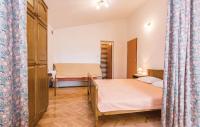 Posteľ alebo postele v izbe v ubytovaní Beautiful Apartment In Starigrad