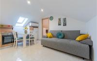 Kuchyňa alebo kuchynka v ubytovaní 1 Bedroom Stunning Apartment In Zadar