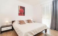 Postel nebo postele na pokoji v ubytování Sea View Jacuzzi Apartment An