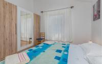Posteľ alebo postele v izbe v ubytovaní Beautiful Apartment In Mali Losinj