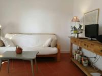 TV a/nebo společenská místnost v ubytování T4 · Beachside escape with unbeatable views