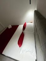 Łóżko lub łóżka w pokoju w obiekcie B&B Regina Rooms