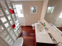 Kúpeľňa v ubytovaní Casa Golf y Piscina 11