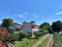 Ogród w obiekcie Apartment Dunato I