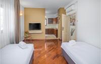 Posteľ alebo postele v izbe v ubytovaní 4 Bedroom Nice Home In Buje