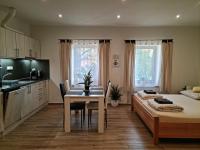 Kuchyň nebo kuchyňský kout v ubytování Apartmány Žireč