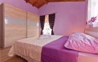 Posteľ alebo postele v izbe v ubytovaní Holiday Home Peresiji I