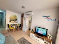 TV a/nebo společenská místnost v ubytování Mira apartman