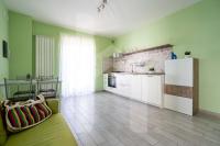 Kuchyňa alebo kuchynka v ubytovaní Homiday - Residenza D'Annunzio