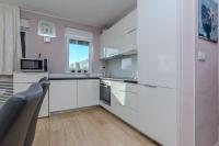 Kuchyň nebo kuchyňský kout v ubytování Apartment Eses