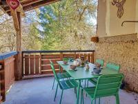 Balkon lub taras w obiekcie Green Marmottes Chalet - 12 personnes - Pied des pistes - Saint Jean D Aulps