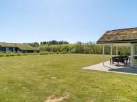 Zahrada ubytování Holiday Home Ricus - 1-8km from the sea by Interhome