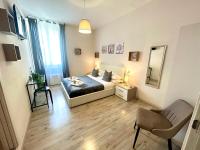 A bed or beds in a room at San Pietro Rooms 84