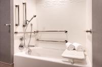 Residence Inn by Marriott Flagstaffにあるバスルーム