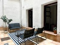 Część wypoczynkowa w obiekcie Apartamento Puerta del Camino 5 - PATIO y WIFI