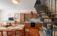 A kitchen or kitchenette at Valguerriera - Rosa Bianca