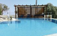 The swimming pool at or close to Amazing Home In Kokari