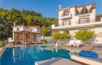The swimming pool at or close to Amazing Home In Kokari