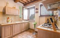 A kitchen or kitchenette at Villa Dei Girasoli
