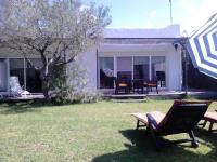 Vonkajšia záhrada v ubytovaní Casa Montecote Playa
