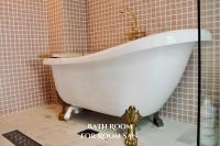 THE ROOT2 HOTELにあるバスルーム