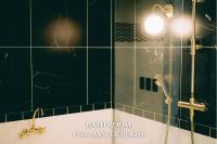 THE ROOT2 HOTELにあるバスルーム