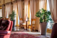 Posedenie v ubytovaní Astura Palace Hotel