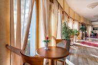 Posedenie v ubytovaní Astura Palace Hotel