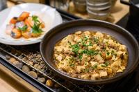ホテルの敷地内または近くでの食事または食べ物