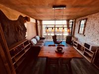 Część wypoczynkowa w obiekcie Western Apartments Sierra de Madrid