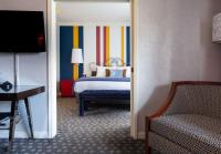 Ein Bett oder Betten in einem Zimmer der Unterkunft The Marker Union Square San Francisco