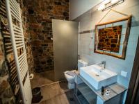 Kúpeľňa v ubytovaní Villa Avia Milatos Crete