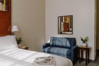 Club Quarters Hotel Rittenhouse Square, Philadelphiaにあるベッド