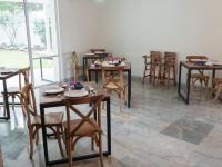 Un restaurant sau alt loc unde se poate mânca la Estancia Monraz