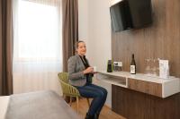 TV a/nebo společenská místnost v ubytování 23-hotel