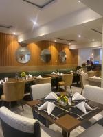 Fotografie z fotogalerie ubytování Blue Orange Hotel and Towers v destinaci Shomolu