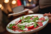 Φαγητό σε αυτό το πανδοχείο ή κάπου εκεί κοντά