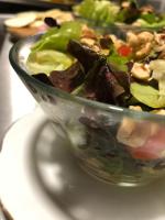 Đồ ăn tại/gần nhà khách