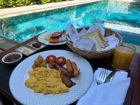 Mad på hotellet eller i nærheden