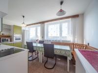Kuchyň nebo kuchyňský kout v ubytování Villa Filip by Interhome